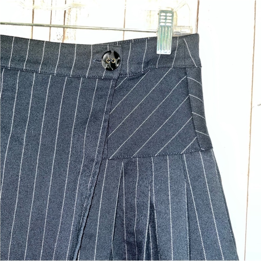 Urban Outfitters Black Pinstripe Preppy 90s/Y2K Style A Line Skirt - Picture 3 of 5